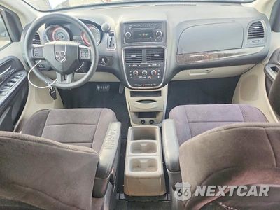 Zdjęcie 8 z 14 samochodu: 2011 DODGE GRAND CARAVAN MAINSTREET VIN:2D4RN3DG1BR639047 - miniatura