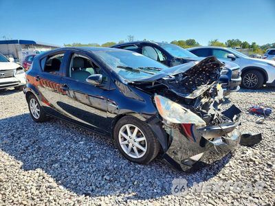 Czwarte zdjęcie samochodu z boku: 2012 TOYOTA PRIUS C FOUR VIN:JTDKDTB31C1030239 - miniatura
