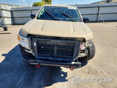 Piąte zdjęcie samochodu w środku: 2022 GMC CANYON AT4 VIN:1GTG6FEN5N1254549 - miniatura