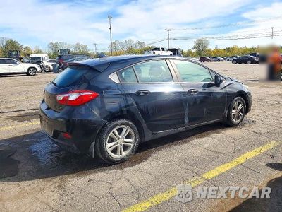 Trzecie zdjęcie samochodu z tyłu: 2017 CHEVROLET CRUZE LT VIN:3G1BE6SM3HS531896 - miniatura