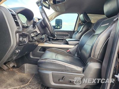 Zdjęcie 7 z 12 samochodu: 2021 RAM 3500 LARAMIE VIN:3C63RRJL1MG574888 - miniatura