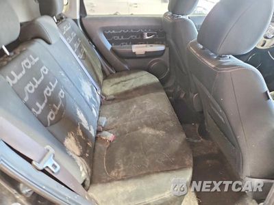 Zdjęcie 11 z 13 samochodu: 2012 KIA SOUL + VIN:KNDJT2A63C7366685 - miniatura