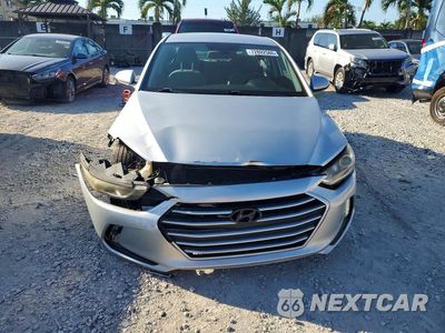 Piąte zdjęcie samochodu w środku: 2017 HYUNDAI ELANTRA SE VIN:5NPD84LF9HH057197 - miniatura