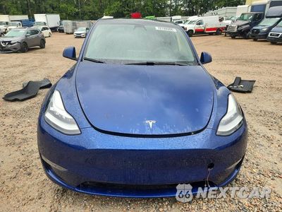 Piąte zdjęcie samochodu w środku: 2021 TESLA MODEL Y VIN:5YJYGDEE3MF071369 - miniatura