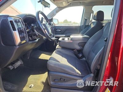 Zdjęcie 7 z 12 samochodu: 2018 CHEVROLET SILVERADO K1500 LT VIN:3GCUKREC8JG348788 - miniatura