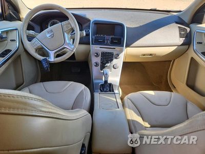 Zdjęcie 8 z 14 samochodu: 2013 VOLVO XC60 3.2 VIN:YV4952DL0D2412287 - miniatura