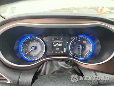Zdjęcie 9 z 13 samochodu: 2017 CHRYSLER PACIFICA TOURING L VIN:2C4RC1BG0HR803617 - miniatura