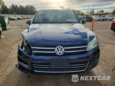 Piąte zdjęcie samochodu w środku: 2013 VOLKSWAGEN TOUAREG V6 VIN:WVGEF9BPXDD004313 - miniatura
