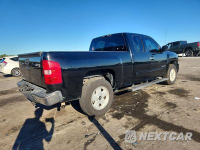Trzecie zdjęcie samochodu z tyłu: 2010 CHEVROLET SILVERADO K1500 LT VIN:1GCSKSE35AZ278505 - miniatura