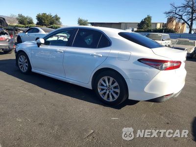 Drugie zdjęcie samochodu z przodu: 2019 TOYOTA CAMRY LE VIN:4T1B11HK3KU254214 - miniatura
