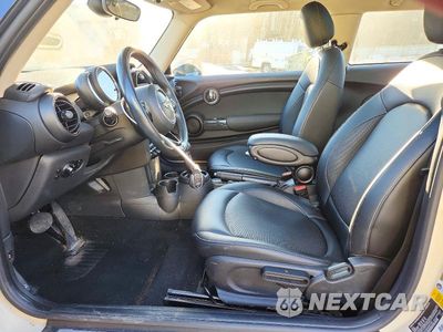 Zdjęcie 7 z 12 samochodu: 2017 MINI COOPER VIN:WMWXP5C36H2G61061 - miniatura