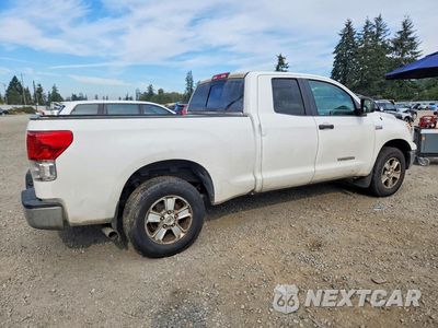 Trzecie zdjęcie samochodu z tyłu: 2013 TOYOTA TUNDRA DOUBLE CAB SR5 VIN:5TFUY5F16DX286005 - miniatura