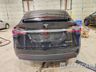 Zdjęcie 6 z 14 samochodu: 2019 TESLA MODEL X VIN:5YJXCBE44KF185705 - miniatura