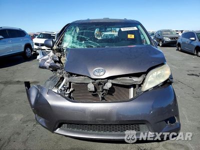 Piąte zdjęcie samochodu w środku: 2012 TOYOTA SIENNA LIMITED 7-PASSENGER VIN:5TDYK3DC7CS220837 - miniatura