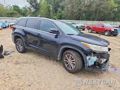 Czwarte zdjęcie samochodu z boku: 2018 TOYOTA HIGHLANDER XLE VIN:5TDKZRFH2JS534082 - miniatura