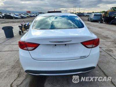 Zdjęcie 6 z 12 samochodu: 2015 CHRYSLER 200 LIMITED VIN:1C3CCCABXFN605259 - miniatura