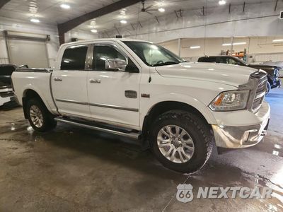 Czwarte zdjęcie samochodu z boku: 2013 RAM 1500 LONGHORN VIN:1C6RR7PTXDS596841 - miniatura