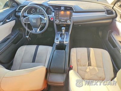 Zdjęcie 8 z 12 samochodu: 2017 HONDA CIVIC EX VIN:19XFC2F76HE043746 - miniatura