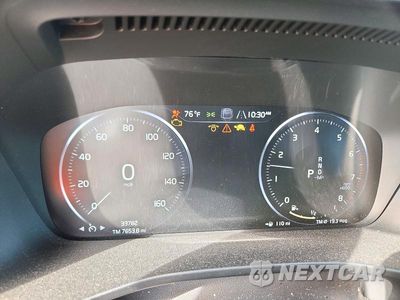 Zdjęcie 9 z 14 samochodu: 2020 VOLVO XC40 T5 R-DESIGN VIN:YV4162UM4L2174896 - miniatura