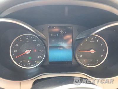 Zdjęcie 9 z 12 samochodu: 2019 MERCEDES-BENZ C 300 4MATIC VIN:55SWF8EB6KU290457 - miniatura