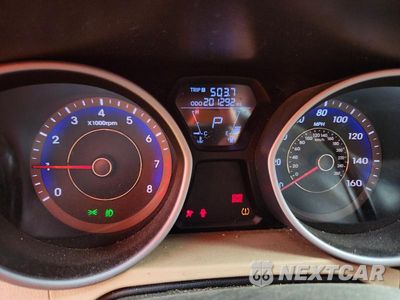 Zdjęcie 9 z 12 samochodu: 2011 HYUNDAI ELANTRA LIMITED VIN:KMHDH4AE1BU131439 - miniatura