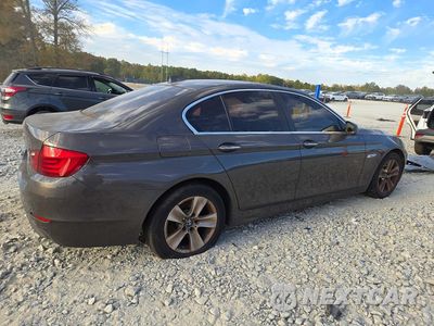 Trzecie zdjęcie samochodu z tyłu: 2013 BMW 528 I VIN:WBAXG5C56DD235044 - miniatura