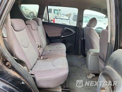Zdjęcie 11 z 13 samochodu: 2006 TOYOTA RAV4 BASE VIN:JTMBD33V865024953 - miniatura
