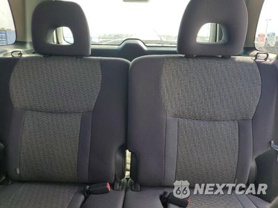 Zdjęcie 10 z 13 samochodu: 2005 TOYOTA RAV4 BASE VIN:JTEHD20V950056827 - miniatura