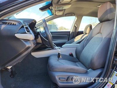 Zdjęcie 7 z 12 samochodu: 2018 TOYOTA CAMRY LE VIN:4T1B11HK8JU646099 - miniatura