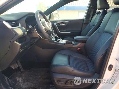 Zdjęcie 7 z 13 samochodu: 2025 TOYOTA RAV4 XSE VIN:2T3E6RFV3SW088309 - miniatura