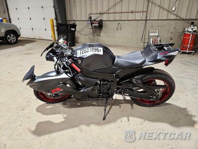 Trzecie zdjęcie samochodu z tyłu: 2017 SUZUKI GSX-R600 VIN:JS1GN7FA8H2100589 - miniatura
