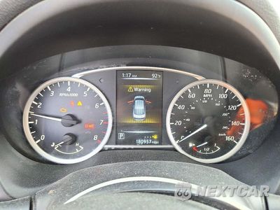 Zdjęcie 9 z 12 samochodu: 2017 NISSAN SENTRA SR VIN:3N1AB7AP6HY323055 - miniatura