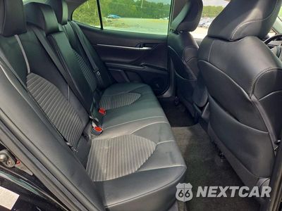 Zdjęcie 10 z 13 samochodu: 2019 TOYOTA CAMRY SE VIN:4T1B11HK3KU771447 - miniatura