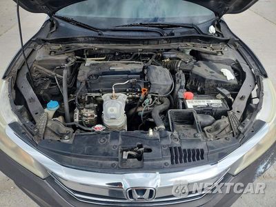 Zdjęcie 11 z 12 samochodu: 2017 HONDA ACCORD EX VIN:1HGCR2F78HA275013 - miniatura