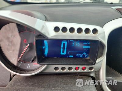 Zdjęcie 9 z 12 samochodu: 2015 CHEVROLET SONIC RS VIN:1G1JH6SB8F4214565 - miniatura