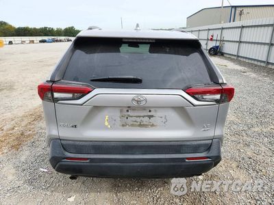 Zdjęcie 6 z 13 samochodu: 2019 TOYOTA RAV4 LE VIN:2T3F1RFV7KW020534 - miniatura