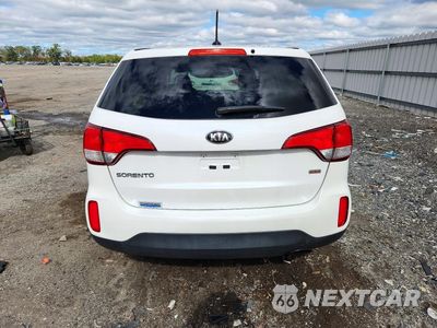 Zdjęcie 6 z 13 samochodu: 2015 KIA SORENTO LX VIN:5XYKT3A62FG646602 - miniatura