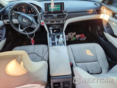 Zdjęcie 8 z 12 samochodu: 2018 HONDA ACCORD EX VIN:1HGCV1F47JA085768 - miniatura