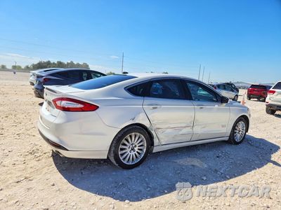 Trzecie zdjęcie samochodu z tyłu: 2014 FORD FUSION TITANIUM PHEV VIN:3FA6P0SU9ER383116 - miniatura
