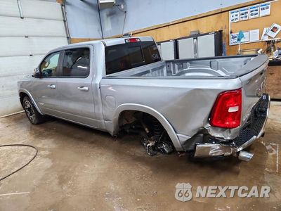 Drugie zdjęcie samochodu z przodu: 2026 RAM 1500 LARAMIE VIN:1C6SRFJP2TN249332 - miniatura