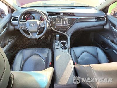 Zdjęcie 8 z 12 samochodu: 2018 TOYOTA CAMRY XSE VIN:4T1B61HK8JU509990 - miniatura