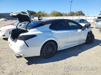 Trzecie zdjęcie samochodu z tyłu: 2021 TOYOTA CAMRY XSE VIN:4T1K61AK8MU436294 - miniatura