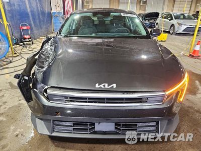 Piąte zdjęcie samochodu w środku: 2025 KIA K4 LXS VIN:3KPFT4DE2SE086694 - miniatura