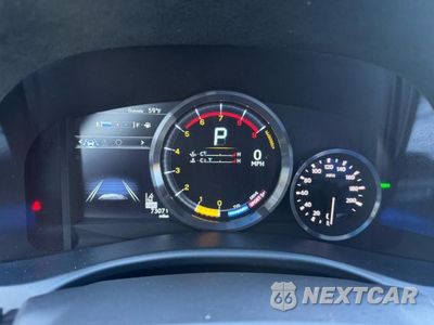Zdjęcie 8 z 13 samochodu: 2019 LEXUS GS F BASE VIN:JTHBP1BL0KA002876 - miniatura