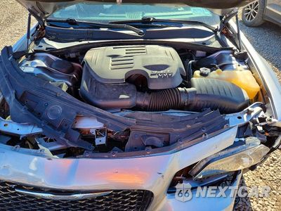 Zdjęcie 11 z 12 samochodu: 2018 CHRYSLER 300 S VIN:2C3CCAGG0JH296555 - miniatura
