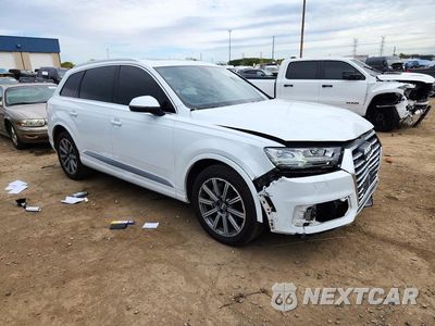 Czwarte zdjęcie samochodu z boku: 2019 AUDI Q7 PRESTIGE VIN:WA1VAAF73KD007821 - miniatura