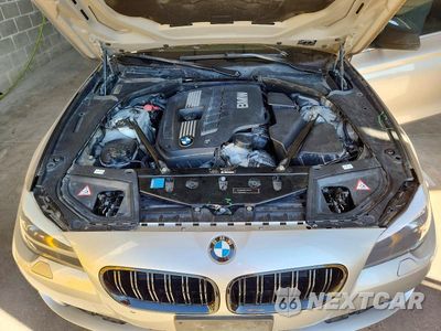 Zdjęcie 11 z 13 samochodu: 2011 BMW 528 I VIN:WBAFR1C51BC260192 - miniatura
