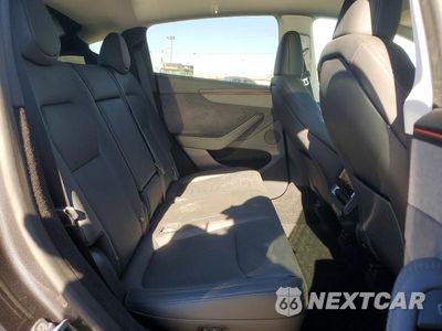 Zdjęcie 10 z 12 samochodu: 2026 TESLA MODEL Y VIN:7SAYGDED8TF384104 - miniatura