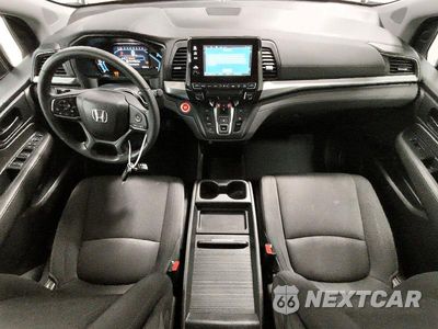 Zdjęcie 8 z 14 samochodu: 2020 HONDA ODYSSEY EX VIN:5FNRL6H53LB064203 - miniatura