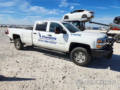Czwarte zdjęcie samochodu z boku: 2016 CHEVROLET SILVERADO K2500 HEAVY DUTY VIN:1GC1KUEG7GF230329 - miniatura